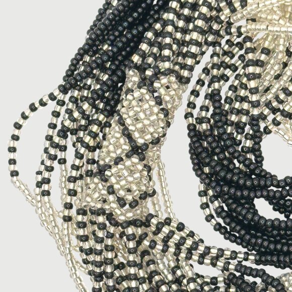 Elegant Black & White Beaded Necklace Geometric Patterns & Twisted Design OUC - Picture 5 of 10